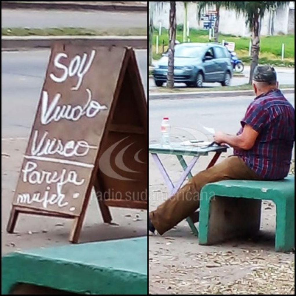 Sin suerte en el amor, puso un cartel en la calle para buscar pareja.