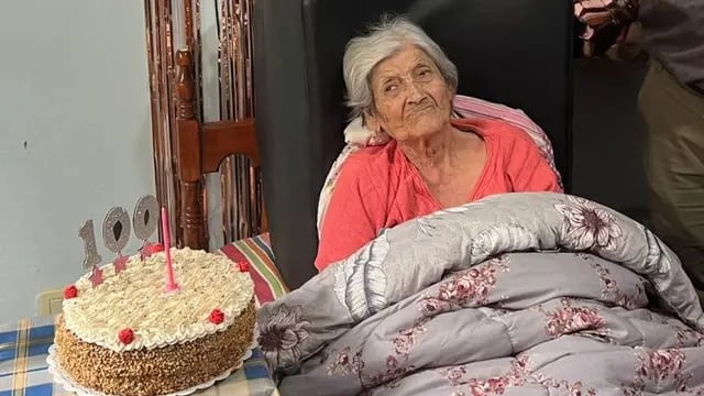 Juana Esther Cortez cumplió 100 años de vida - Arroyito