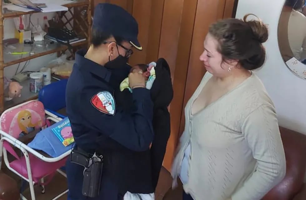 Encontraron a un bebé recién nacido en barrio Villa Martínez (Sebastián Díaz)