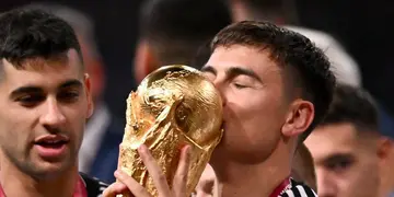 Dybala y "Cuti" Romero