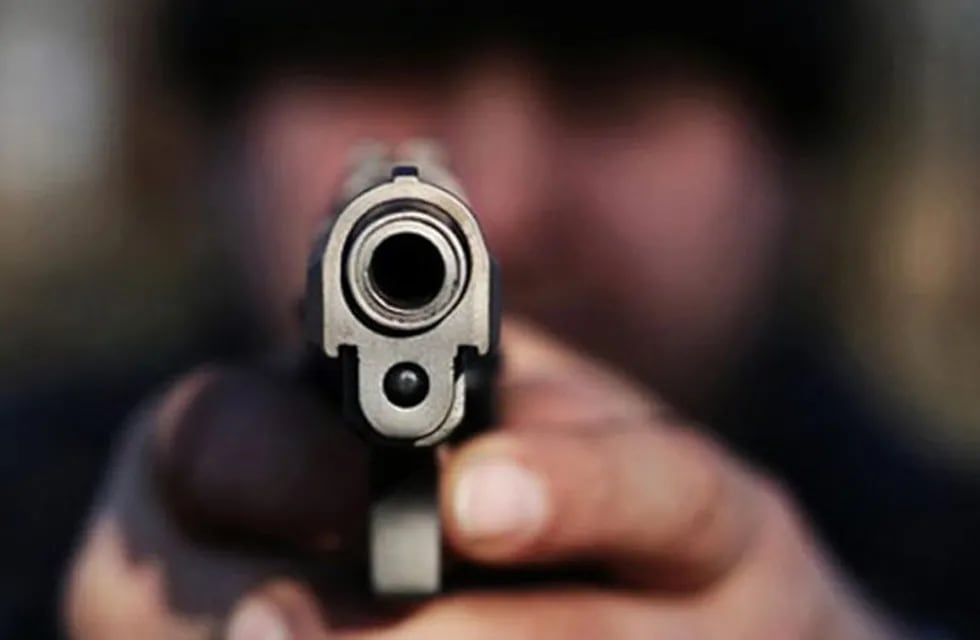 Asaltaron a punta de pistola a una mujer que iba a comprar dólares. Foto: Imagen ilustrativa.