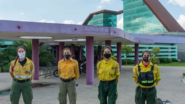 Brigadistas de San Luis partieron para ayudar en el incendio de El Bolsón