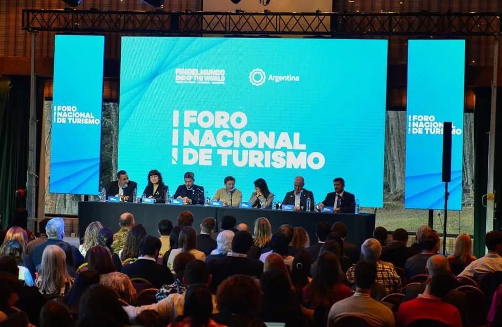 La Municipalidad de Ushuaia acompañó el Foro nacional de Turismo 2023