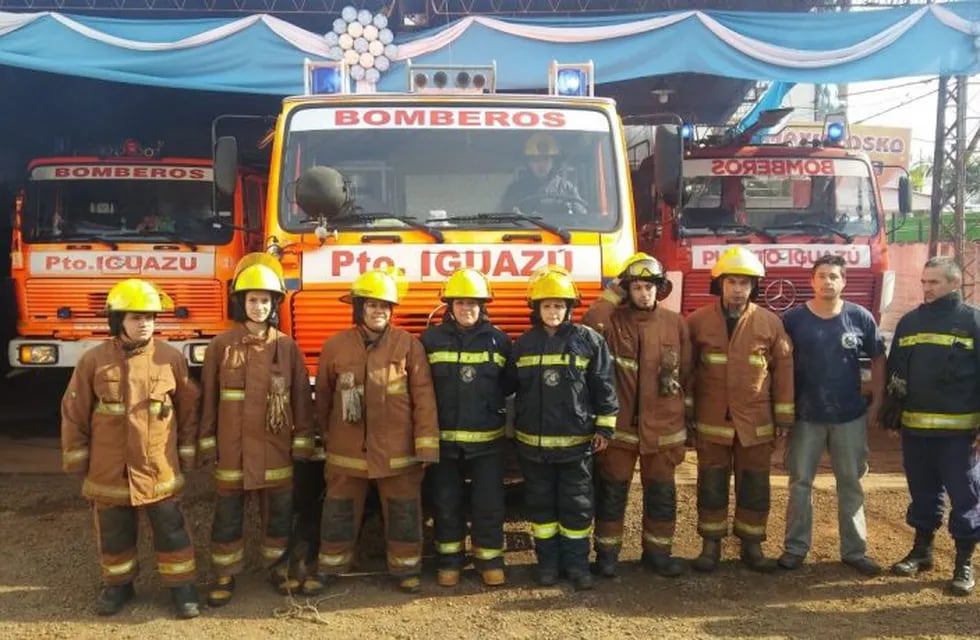 Bomberos Voluntarios de Puerto Iguazú.