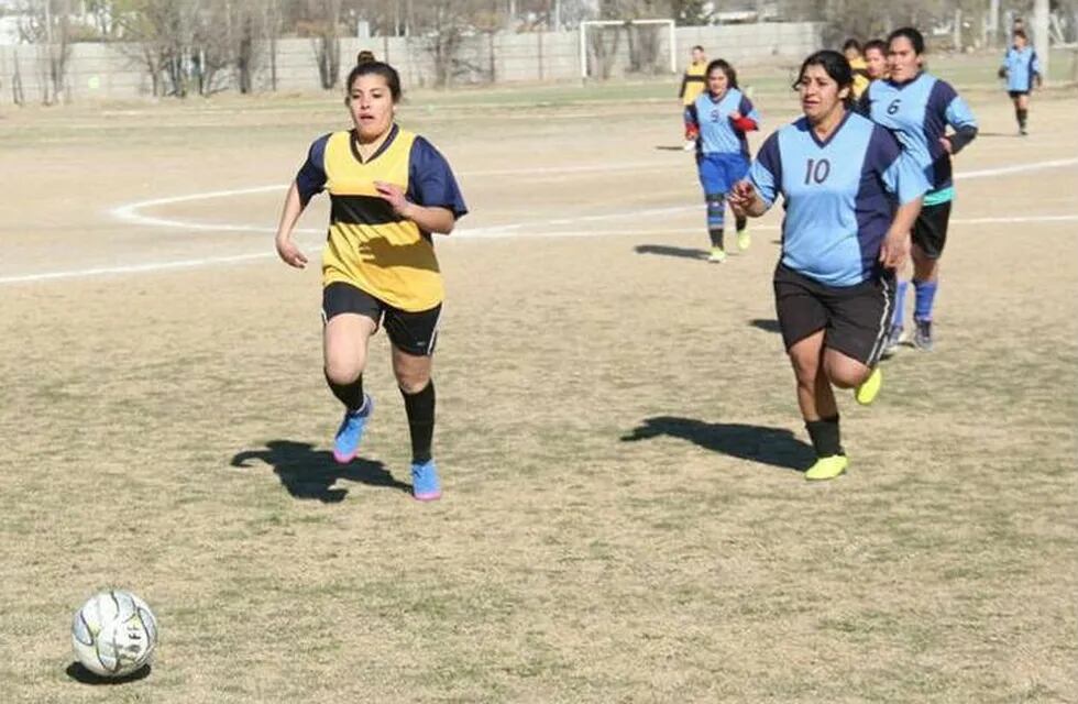 La tercera fecha del Torneo Clausura de fútbol femenino se juega el domingo