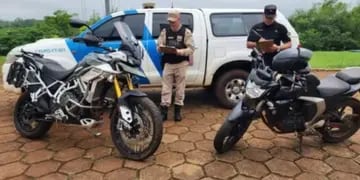Puerto Iguazú: recuperan dos motocicletas que intentaban ser trasladadas ilegalmente hacia Paraguay