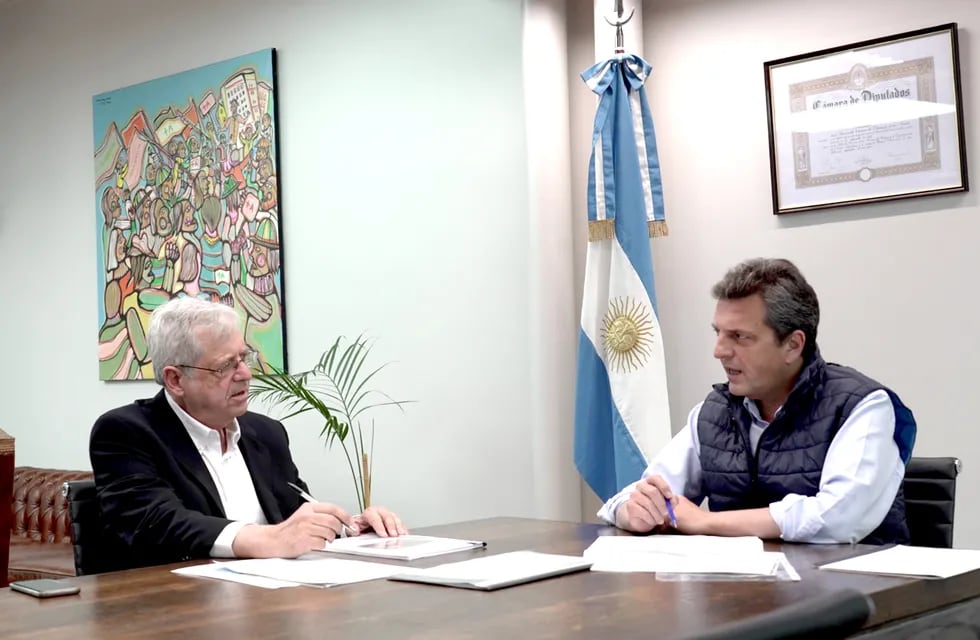 Gabriel Rubinstein y Sergio Massa en el ministerio de Economía. Foto: La Voz.