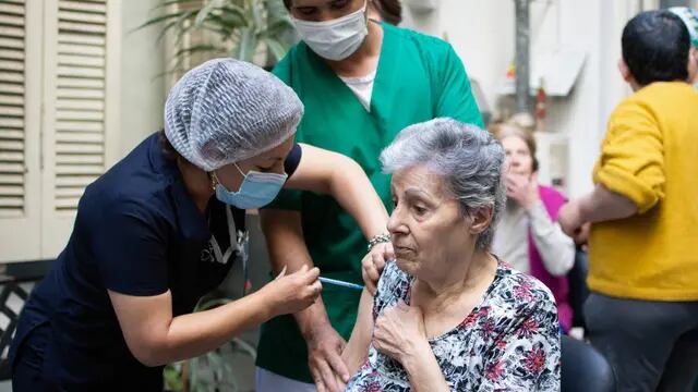 Vacunación de refuerzo contra el coronavirus en Santa Fe