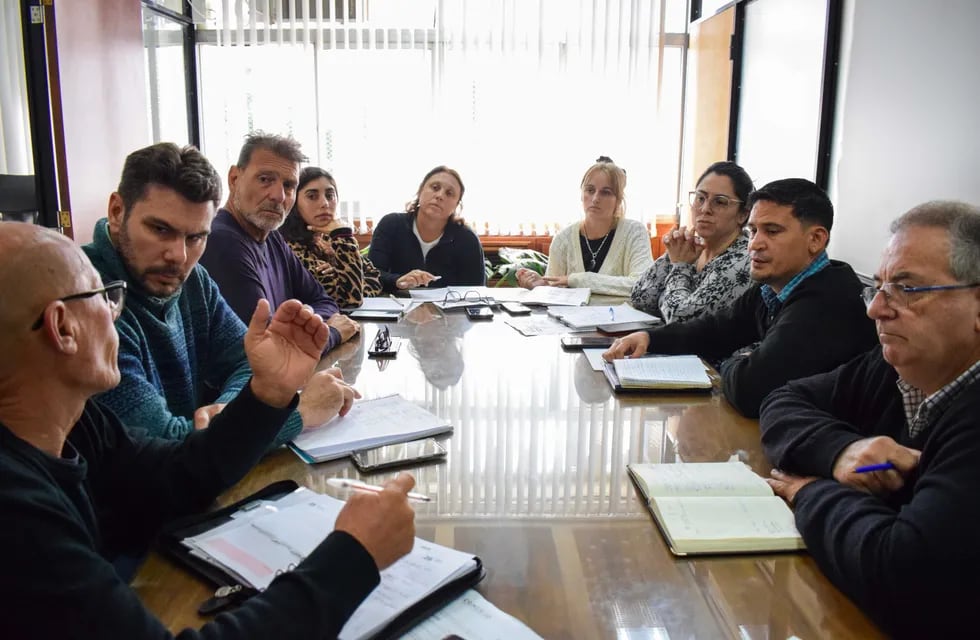 Primera reunión de comisión de Aprobación y Seguimiento para la compra directa en el Municipio de Rafaela