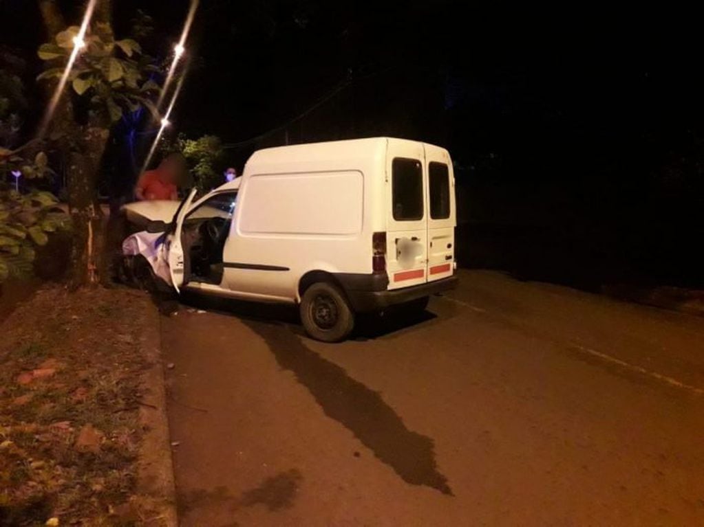 Accidente vial en Leandro N. Alem terminó con un conductor alcoholizado detenido.