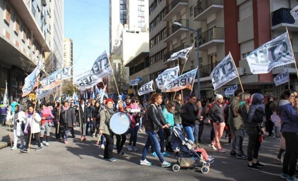 Organizaciones sociales se manifestaron en el centro de la ciudad