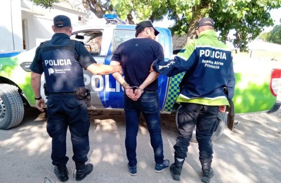 Operativos en Claromecó (prensa policía)