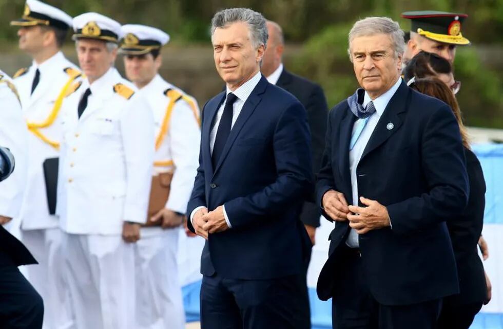 Mauricio Macri y Oscar Aguad. (EFE/ Eduardo López).