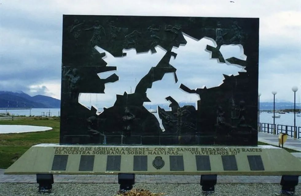 10 de junio. Día de la Afirmación de los Derechos Argentinos sobre las Malvinas, islas y Sector Antártico Argentino