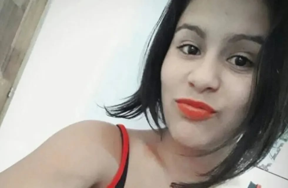 Daniela Radke, la joven de 23 años que fue abusada, asesinada y descartada como basura en un malezal de San Vicente. Buscan a su femicida.