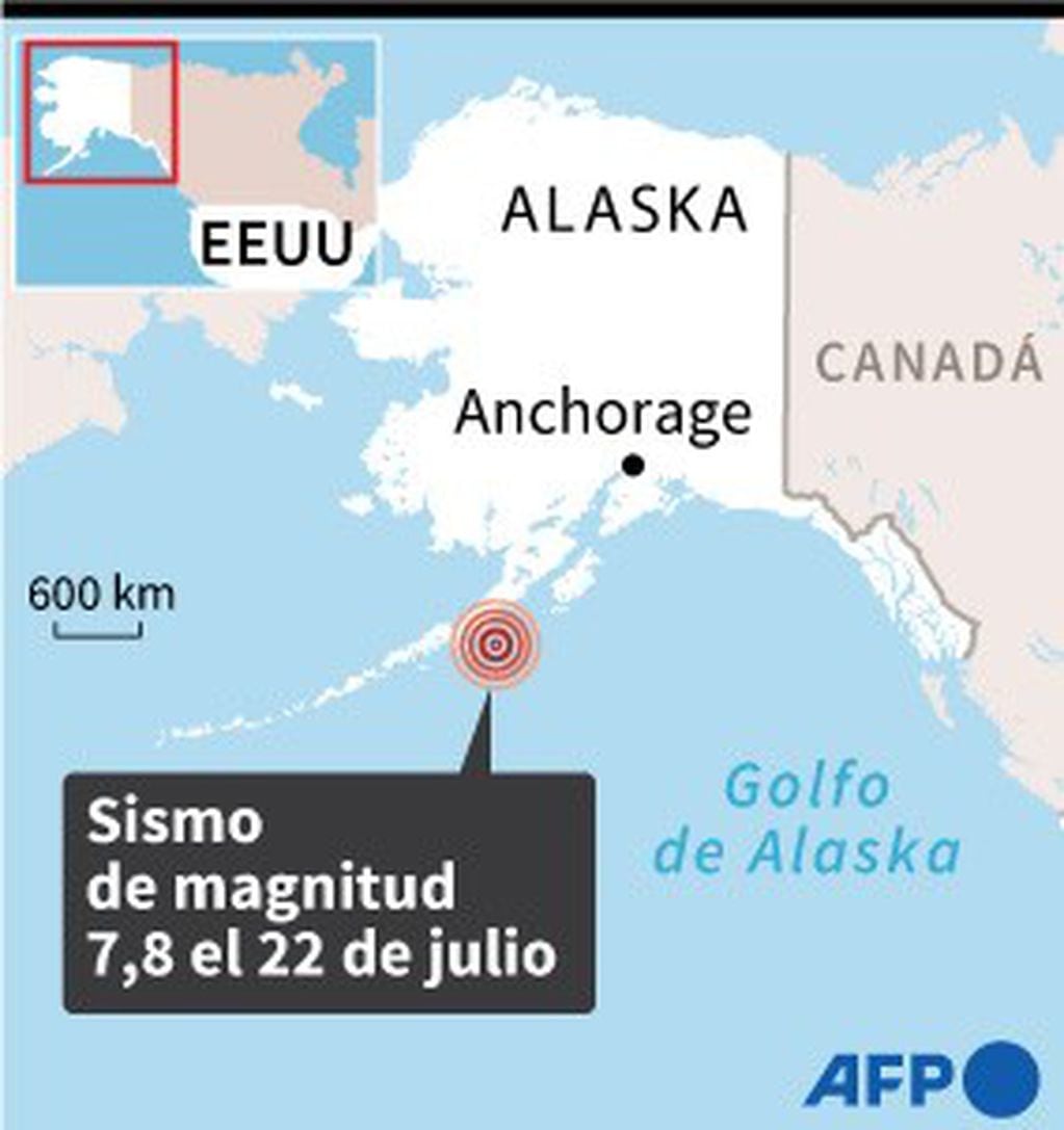 Mapa localizando el terremoto de magnitud 7,8 cerca de Alaska, Estados Unidos. (AFP)