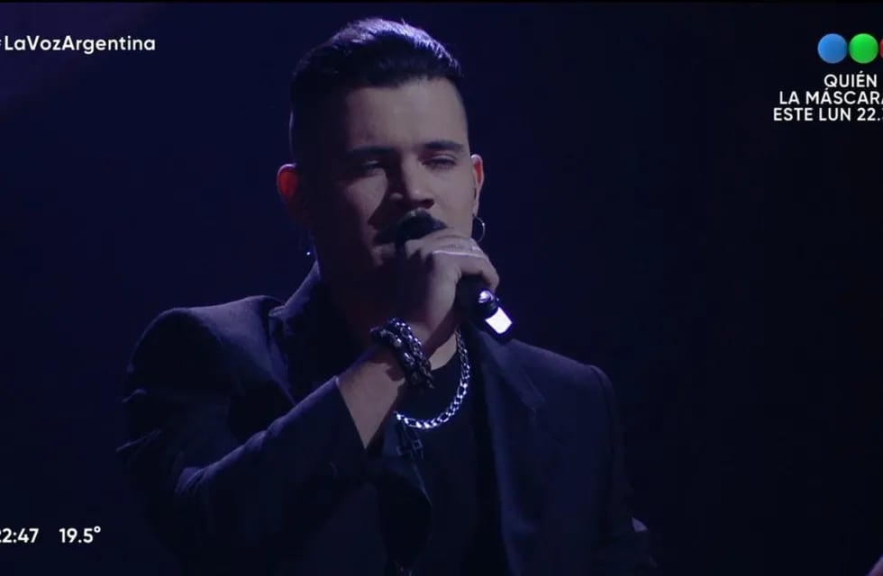 Francisco Escudero cantó en los cuartos de final y le dedicó la presentación a su pareja.