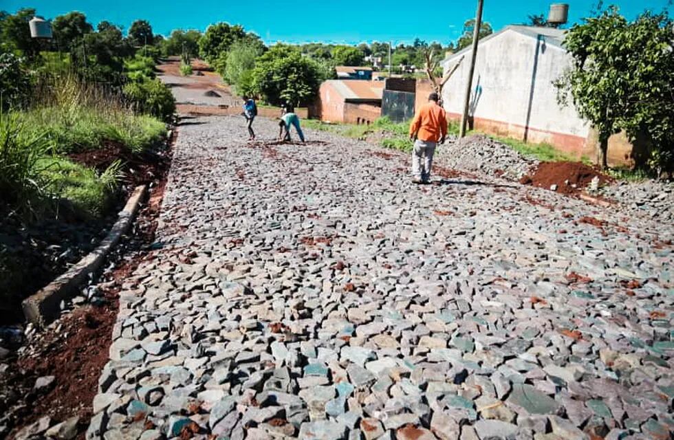 Eldorado: ejecutan tareas de limpieza y arreglo en varios barrios.