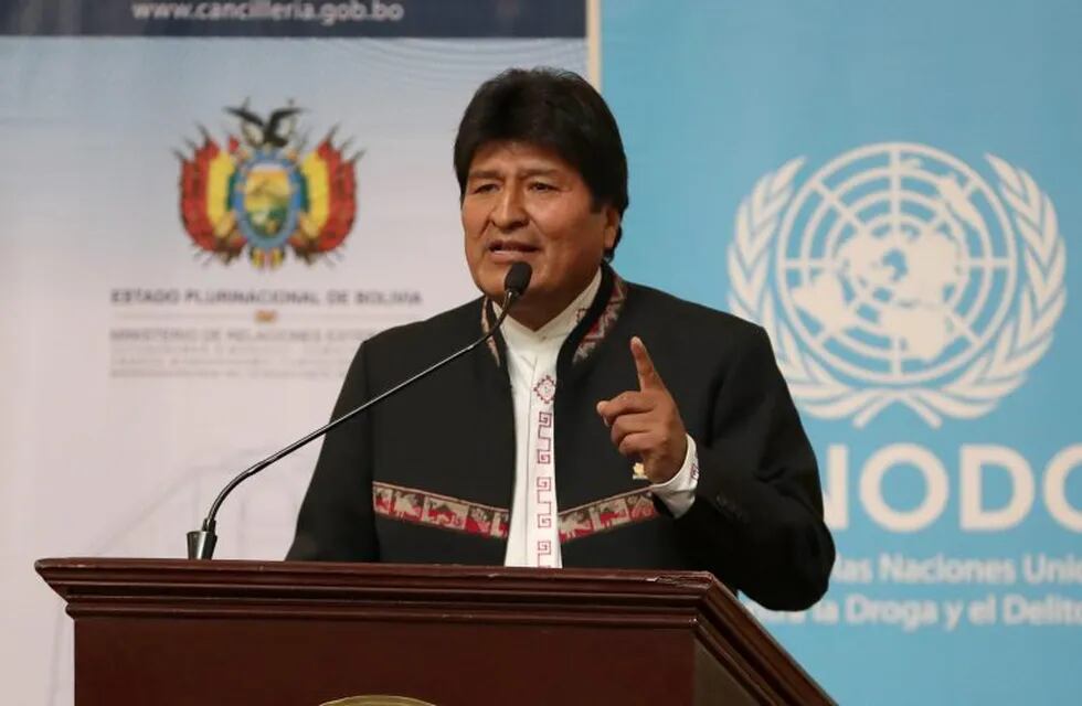 AME9105. LA PAZ (BOLIVIA), 22/08/2019.- El presidente de Bolivia, Evo Morales, habla este jueves durante un evento en la sede de la Cancillería en La Paz (Bolivia), tras la presentación del informe de monitoreo de cultivos de coca en 2018 de la Oficina de las Naciones Unidas contra la Droga y el Delito (Unodc). Morales acusó a Estados Unidos de \