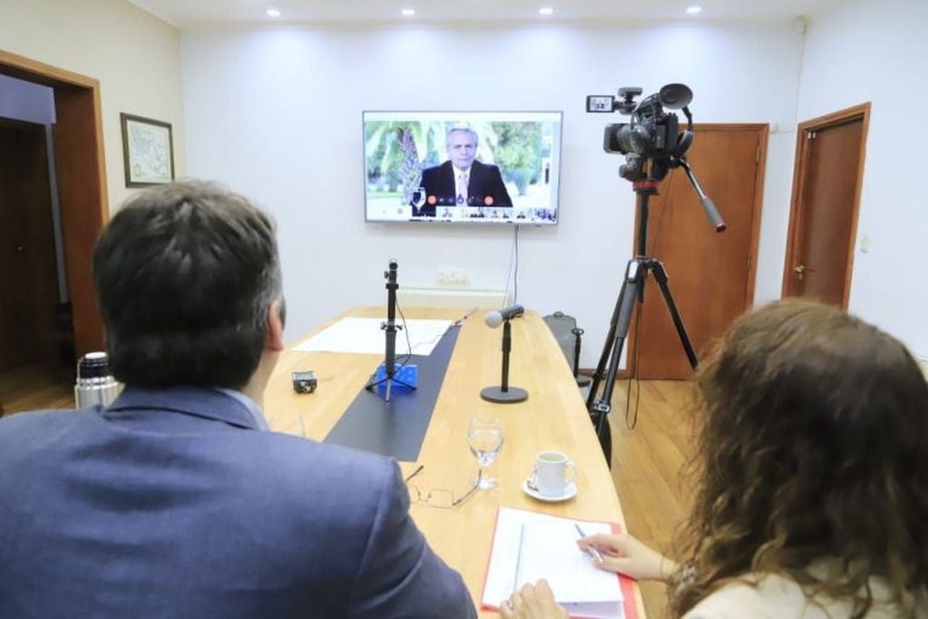 Intendente Martín Pérez en videoconferencia con el Presidente Alberto Fernández.