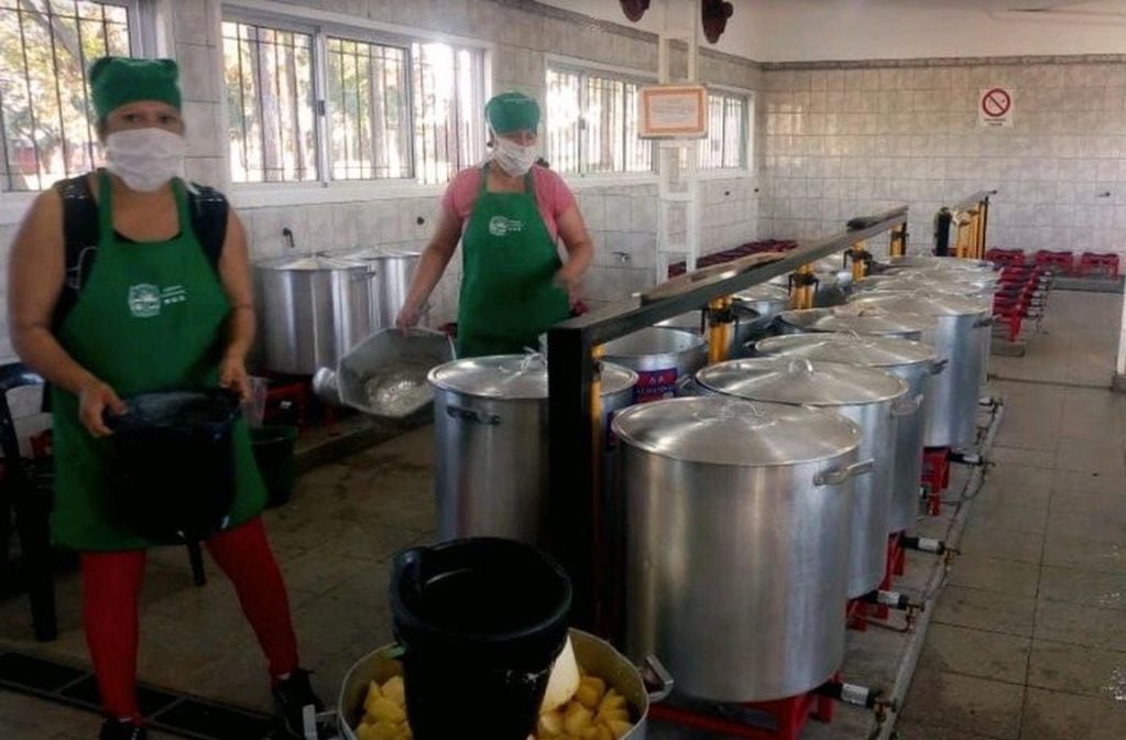 Cocinas comunitarias del Ministerio de Desarrollo Social de Misiones abastecen a 130 comedores. (CIMECO)