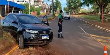 Puerto Iguazú: conductor brasileño manejaba ebrio y despistó