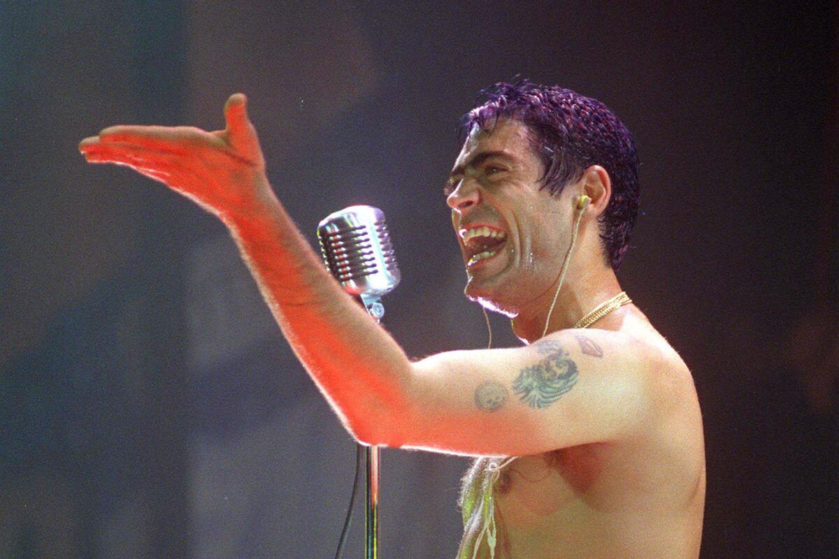 A 23 años de la muerte de Rodrigo: cuáles son las canciones más ...