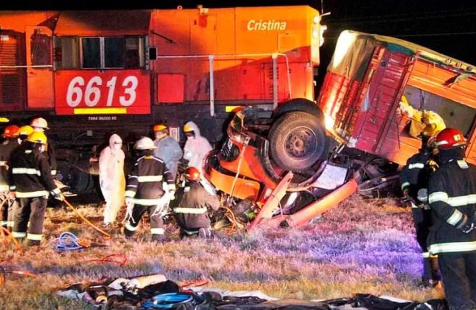 Un tren arrolló un camión en General Pico (Infopico)