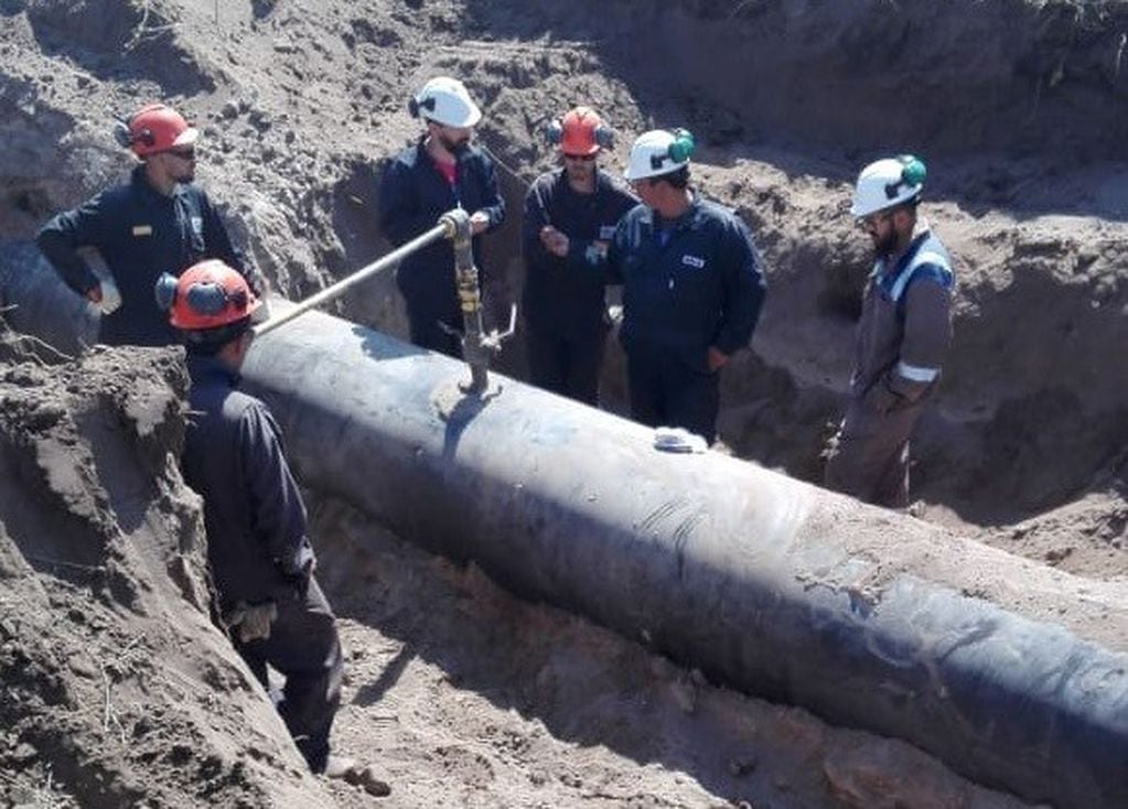 Extracción ilegal de petróleo en Punta Alta