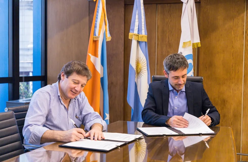 Melella firmó convenios con el CFI para acciones sustentables con el Medio Ambiente