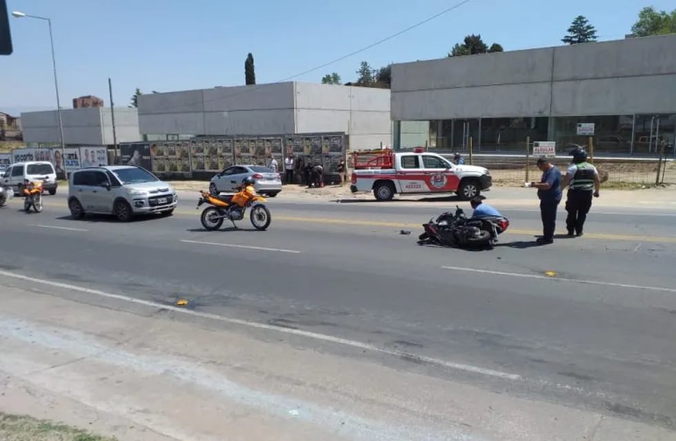Accidente en Carlos Paz a metros de Cucú.