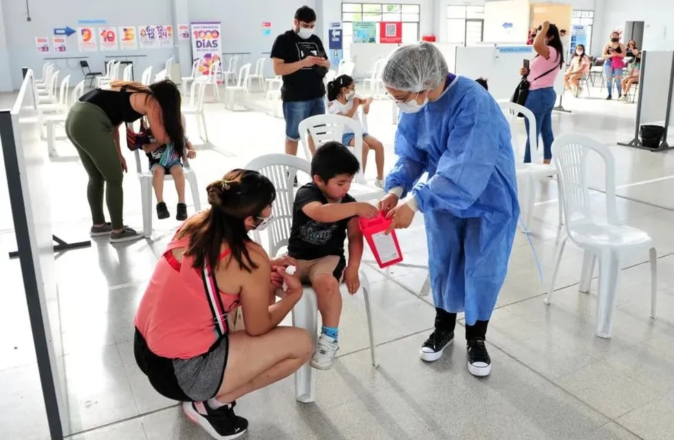 El ministerio de Salud de San Juan informó que hasta el momento los niños internados por covid no poseian la vacunación completa. Gentileza Diario de Cuyo