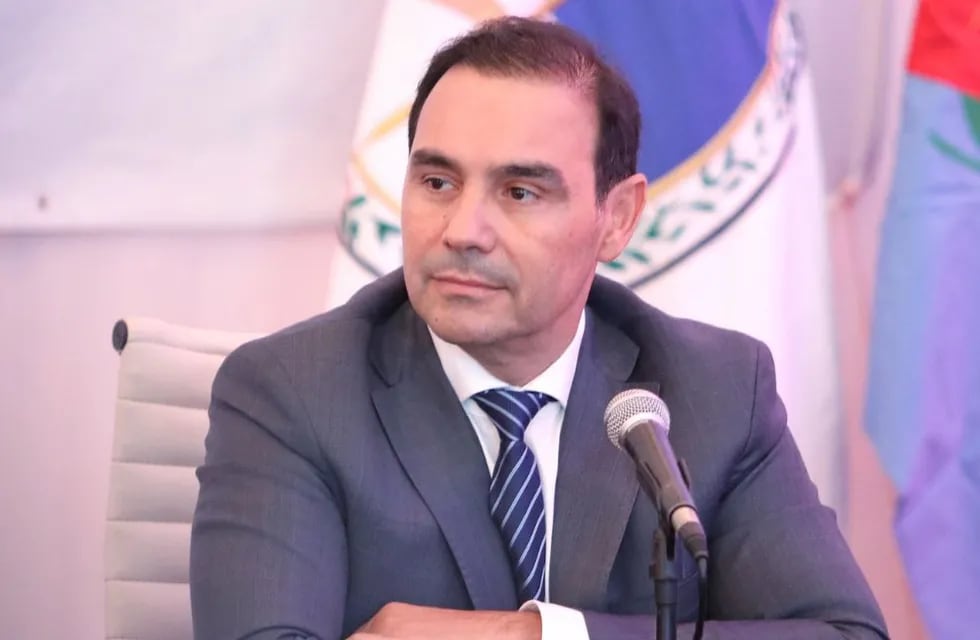 El gobernador correntino criticó la convocatoria de Sergio Massa y apuntó contra su gestión como ministro.