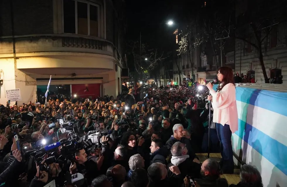 Los movimientos sociales se sumarán al pedido de apoyo en las calles a Cristina Kirchner.