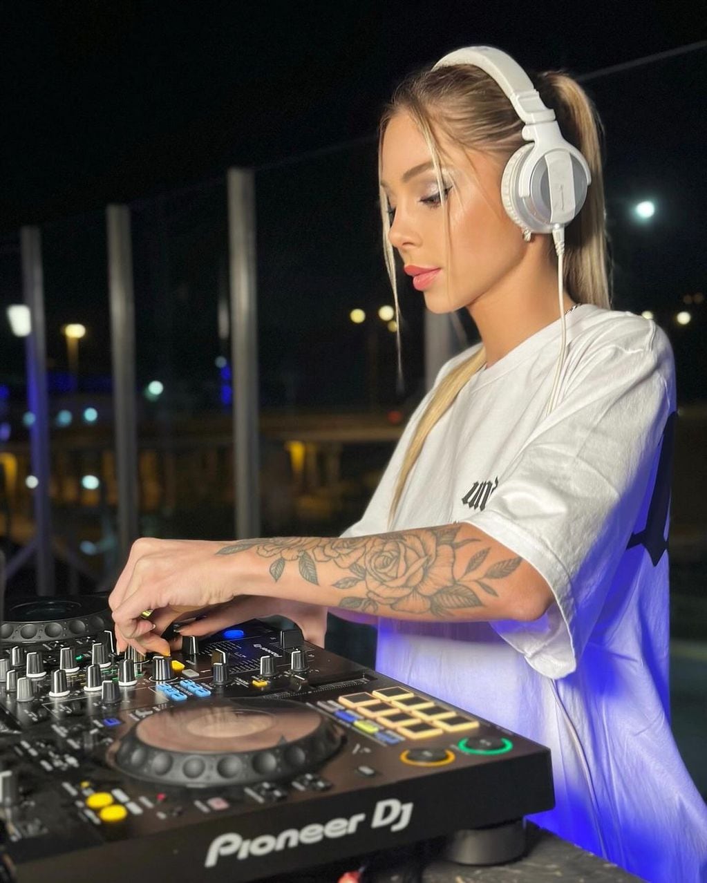 Romina Malaspina se luce como DJ: ¿Qué tema les gustaría en vivo?