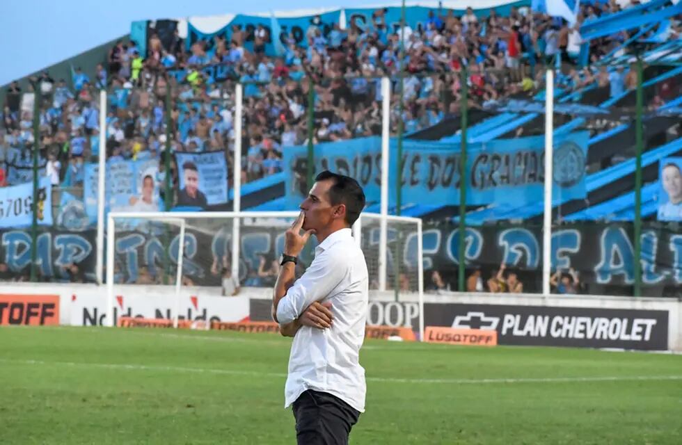 Guillermo Farré y toda la preocupación por el mal comienzo de año de Belgrano (Prensa Copa Argentina)