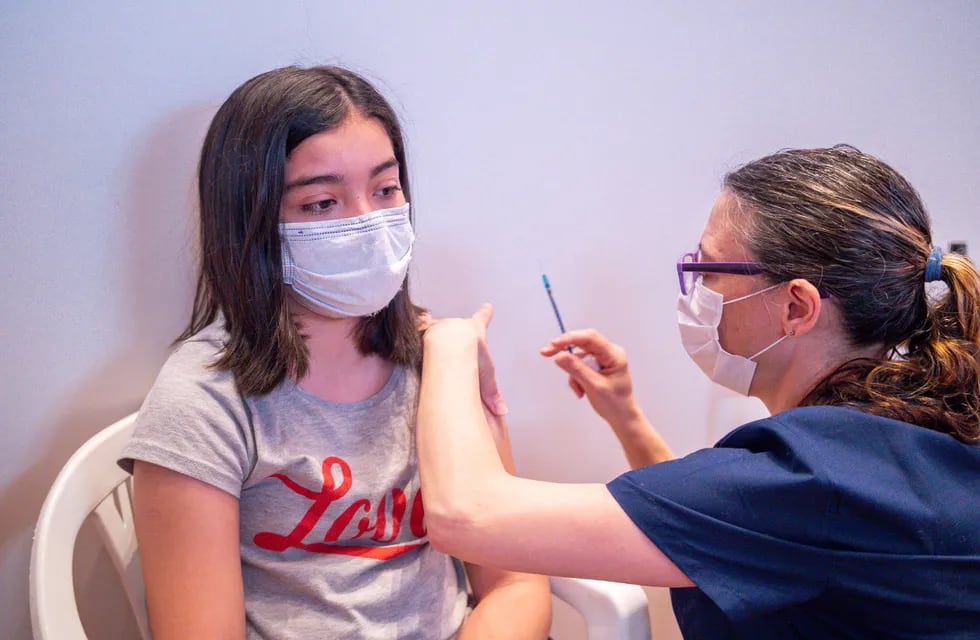 Más de 18 mil niños y adolescentes se vacunaron en Bahía Blanca.