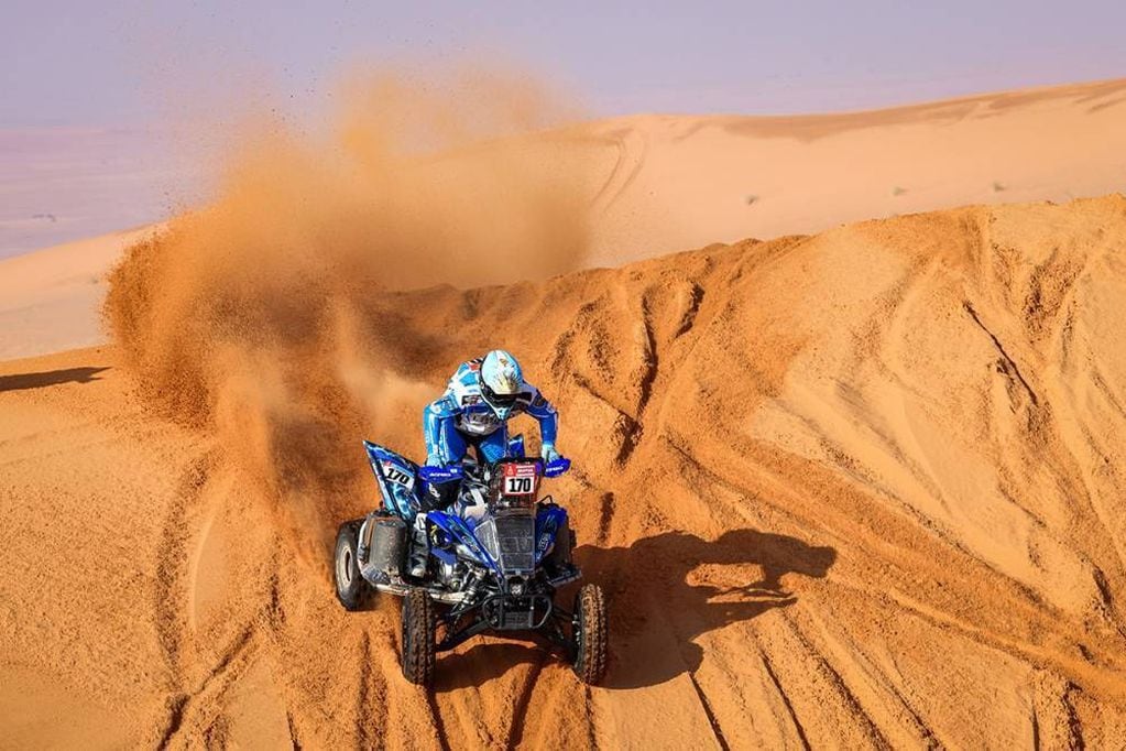Manu, especialmente diestro en las dunas. Supo ejecutar el ritmo necesario para llegar al final del Dakar en la primera posición.