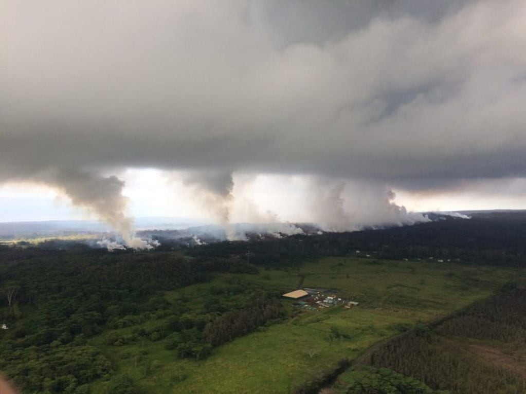 En fotos: la erupción del volcán hawaiano Kilauea complicó la situación en la zona