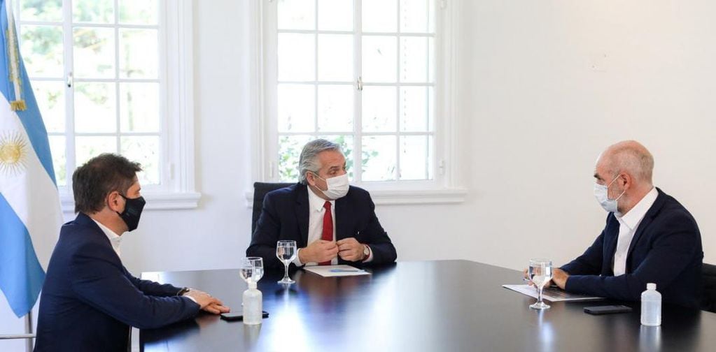 Encuentro. Alberto Fernández reunido con Larreta y Kicillof. (Presidencia)