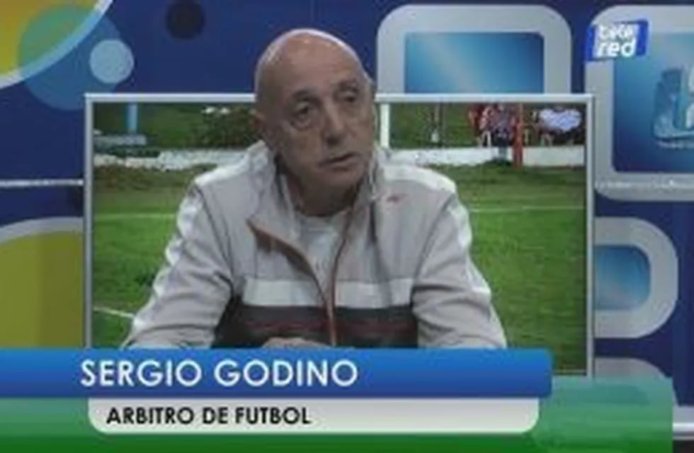 Sergio Godino, árbitro de fútbol.