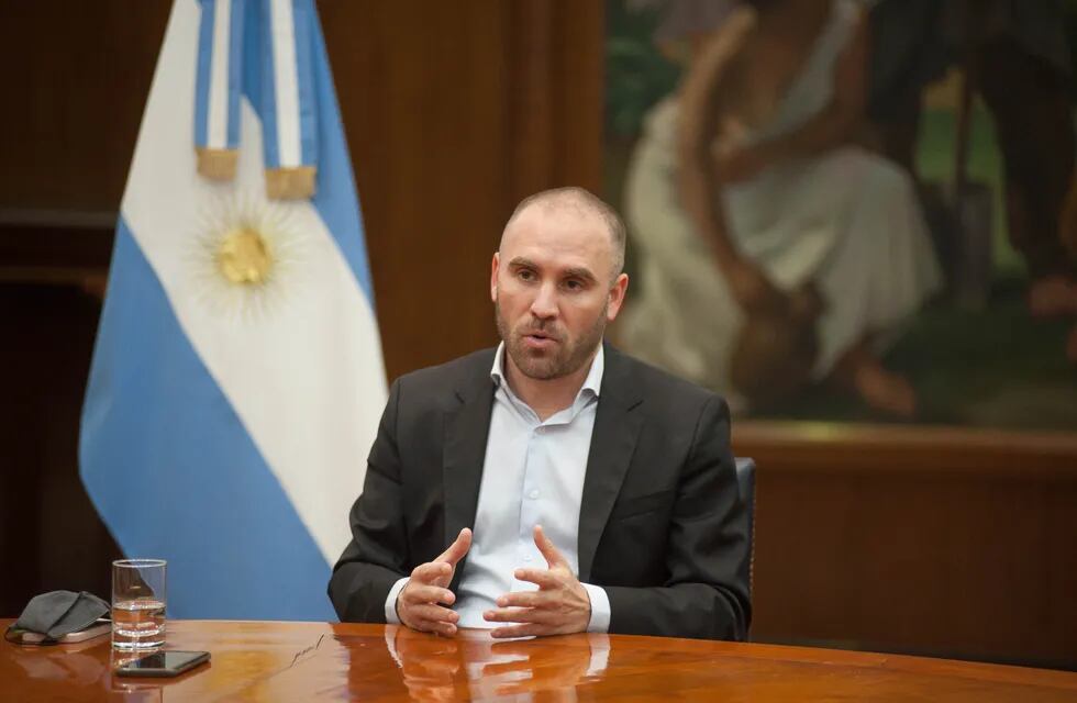 Martín Guzmán ministro de Economía de Argentina durante la entrevista. (Federico Lopez Claro)