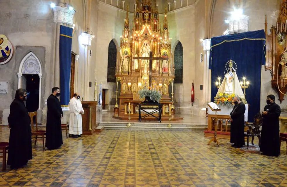 El Triduo del Milagro dio inicio con la celebración de la Solemnidad de la Virgen (Facebook Catedral de Salta)