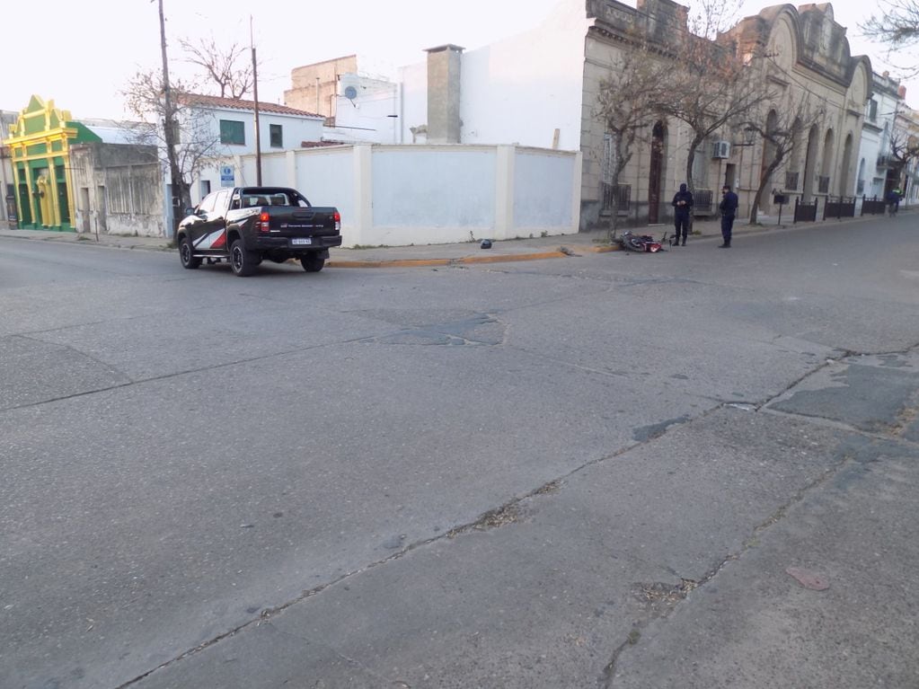 El accidente ocurrió en la esquina de calles España e Italia.