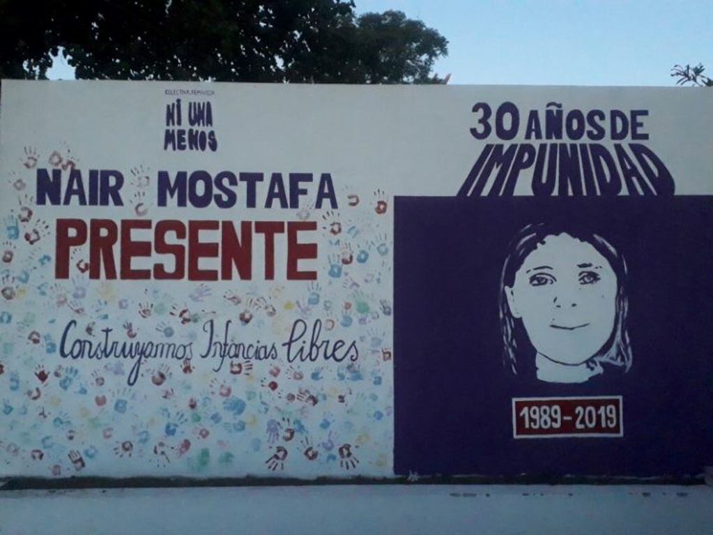 Mural homenaje a Nair Mostafá