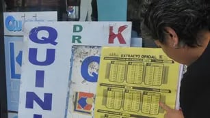 Quinieleros. Las quinielas cordobesas recaudan el 43,4 del total de ingresos a la Lotería de Córdoba.           (Raimundo Viñuelas/Archivo)