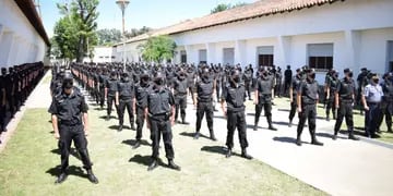 Policías en el Instituto de Seguridad Pública (Isep) de Santa Fe