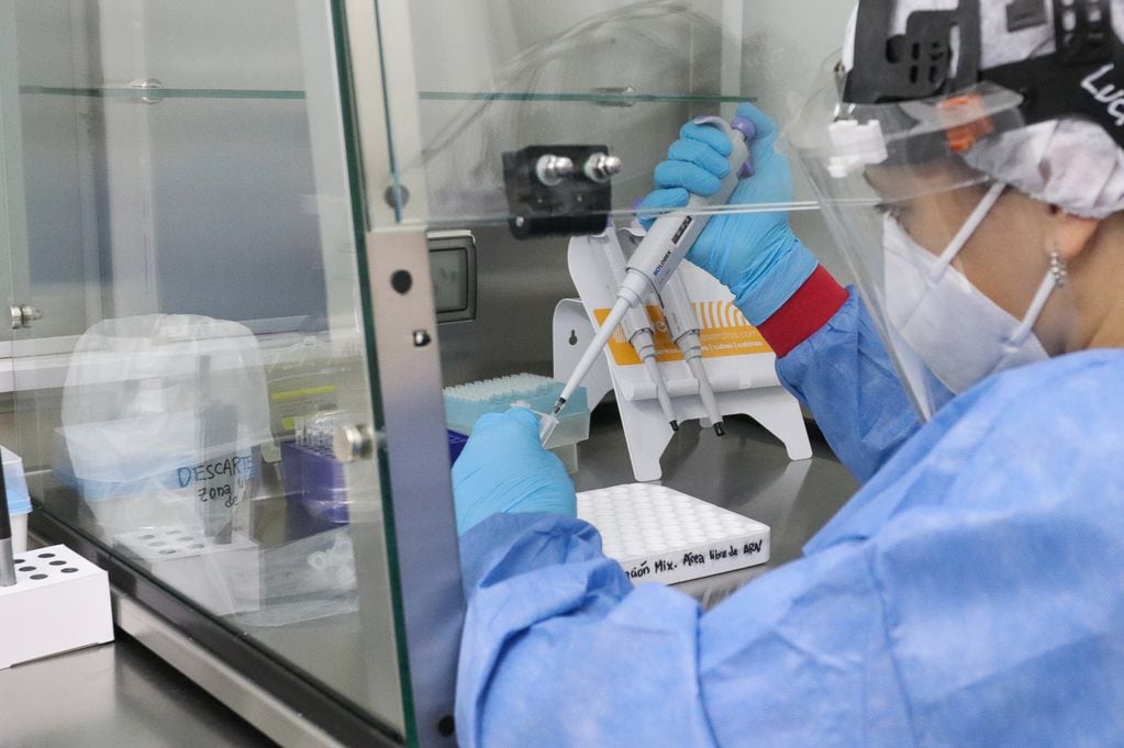 Sonia Martorano inauguró el laboratorio de biología molecular en Rafaela