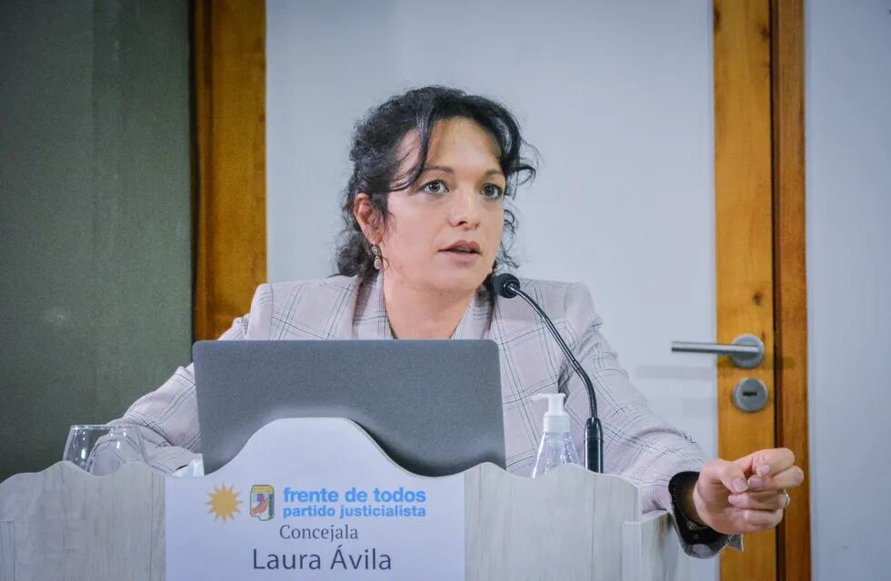 La concejala Laura Ávila expresó su preocupación por la deuda de coparticipación.