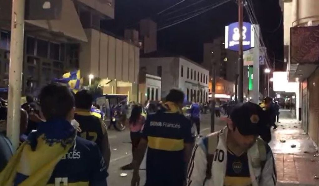 Durante los festejos por el campeonato de Boca se produjeron incidentes en el centro de la ciudad